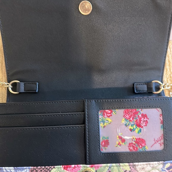 Betsy Johnson Floral Crossbody Multicolor Bag. Brand New - Picture 14 of 15